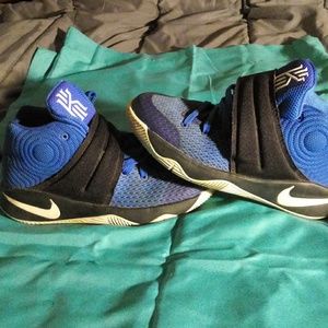 Kyrie Basketball Shoes